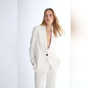 Elegant White Women's Blazer